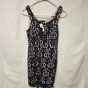 Banana Republic NWT women's size 0 navy lace dress with nude underlay